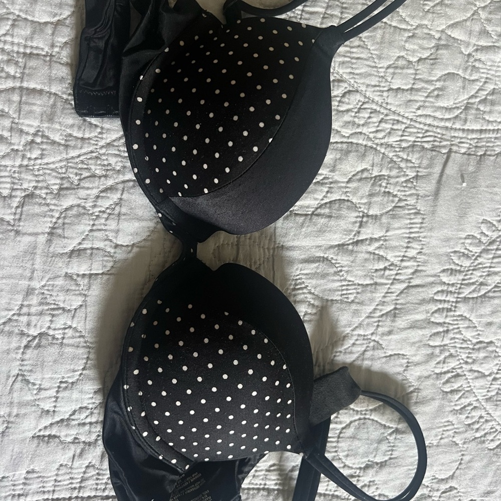 2 bras - Picture 3 of 5